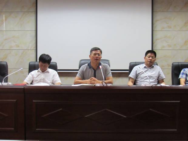 C:\Users\Administrator\Desktop\2016学校图片\2016秋季开学教师大会\IMG_0567.JPG